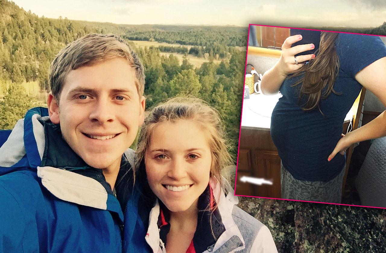 Joy Anna Duggar Pregnant Baby Bump Big