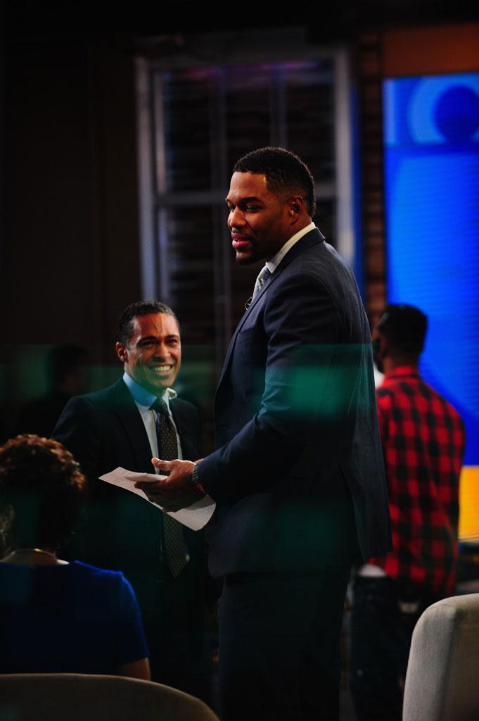 //michael strahan leaves live hosts good morning america