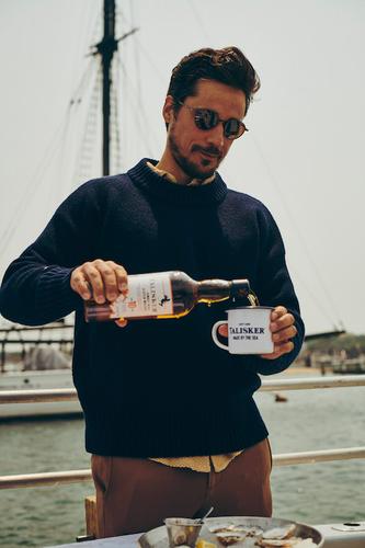 peter gadiot x talisker select