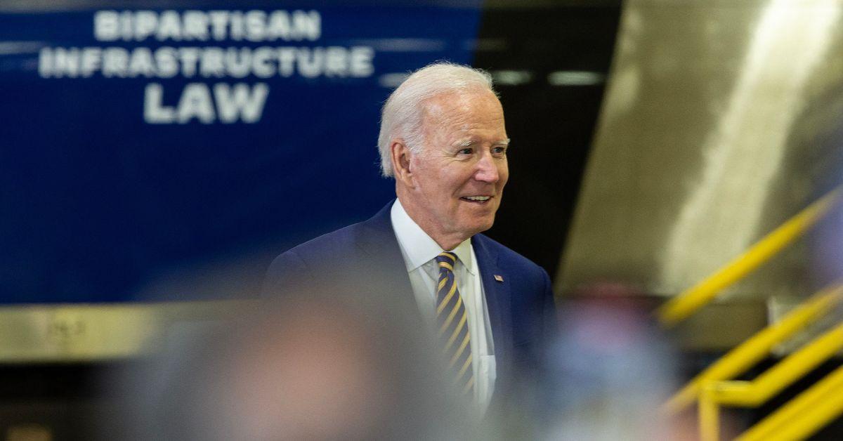 President Biden Grabs Reporter's Hand  When Asked About Covid-19 Emergency