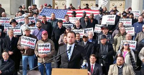 //josh duggar twitter