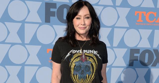 shannen doherty stage breast cancer spread to her bones pp