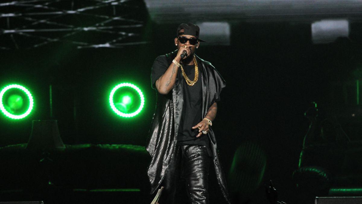 During his 2008 child pornography trial, Kelly allegedly kept Landfair hidden on his tour bus as the case unfolded.