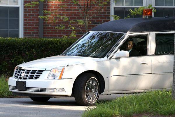 //bobbi kristina brown hearse funeral home vehicle hospice photos