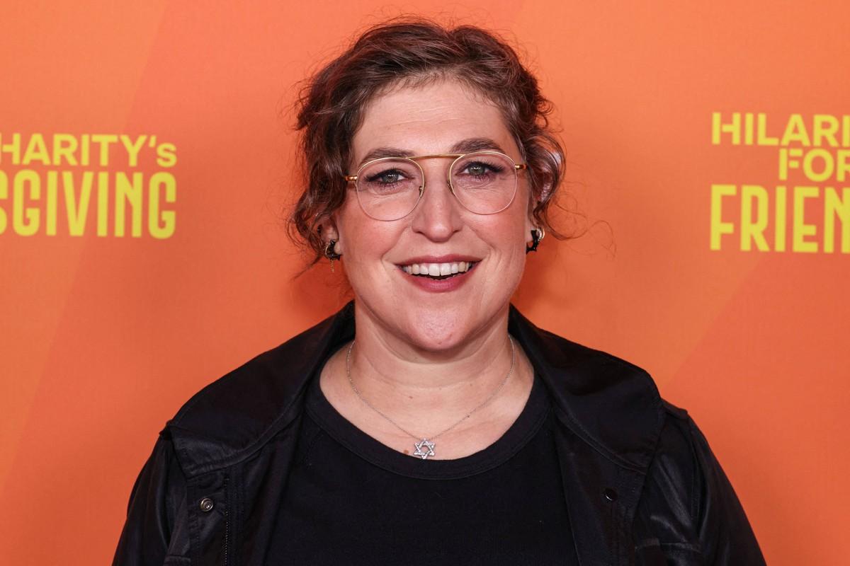 Mayim Bialik heard Sharon Stone describe five orbs that she said appeared after she returned home from the hospital.