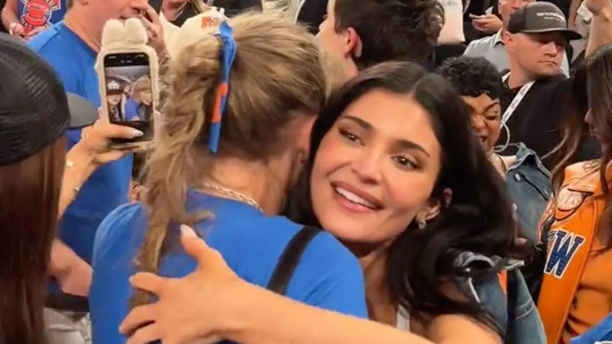 Photo of Taylor Swift and Kylie Jenner