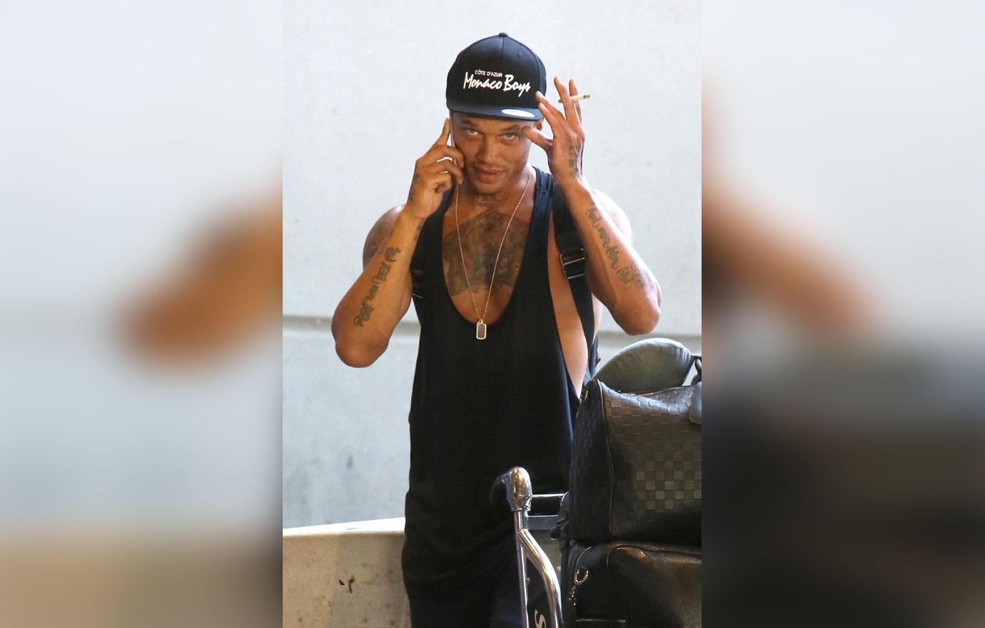 Hot Felon Jeremy Meeks Back In LA After Kissing Heiress Pics