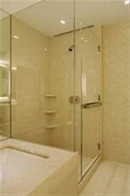 //shower x