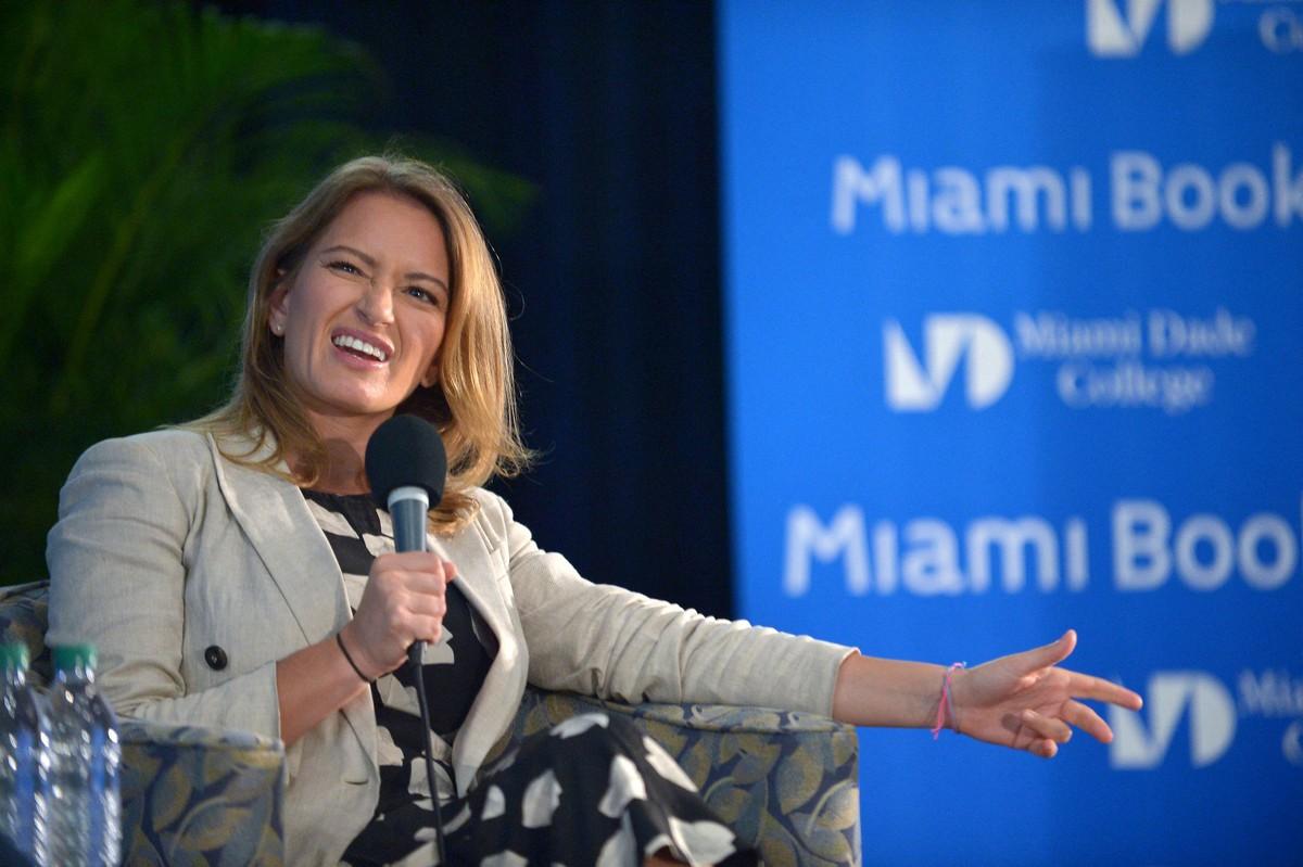 Katy Tur reportedly has no desire to leave MSNBC's Times Square studios.