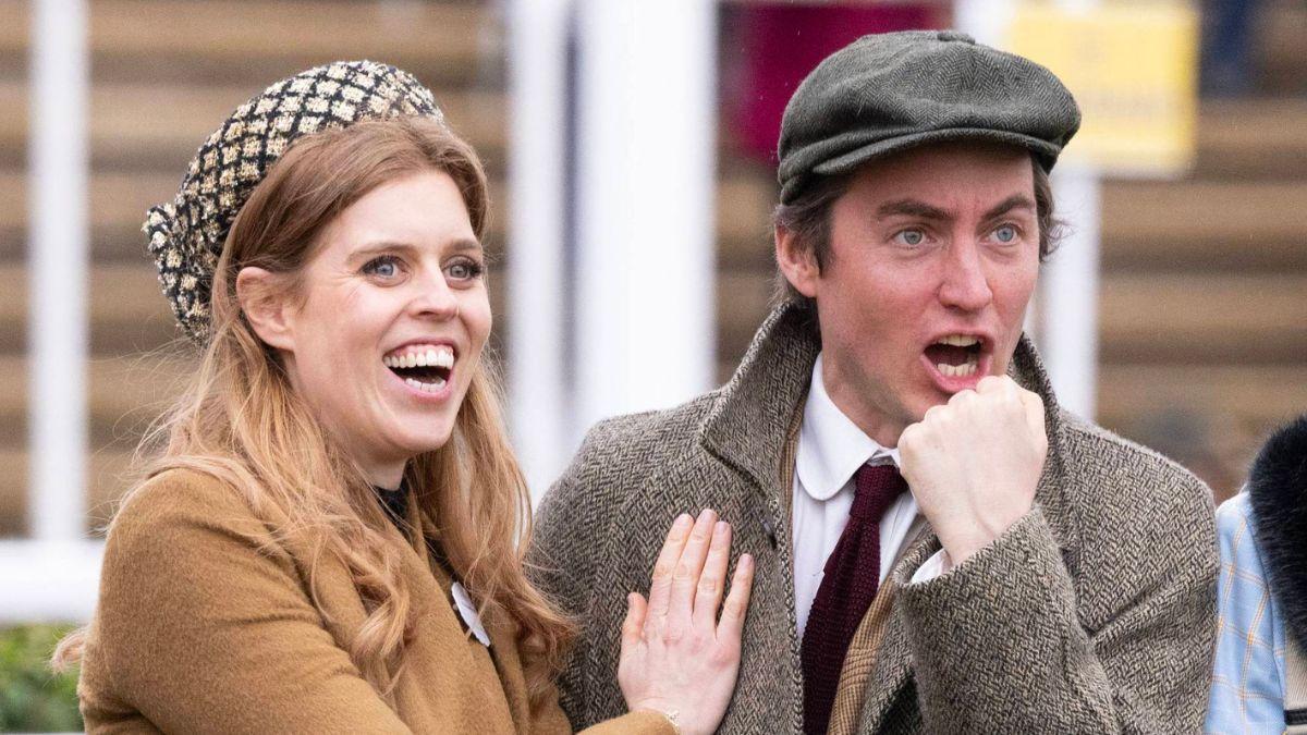 Photo of Princess Beatrice and Edoardo Mapelli Mozzi