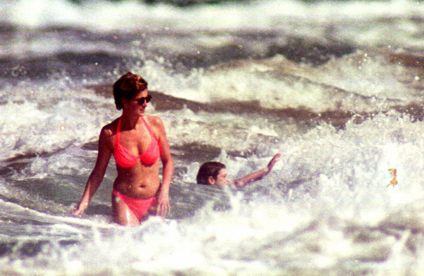 //princess diana playboy nude beach