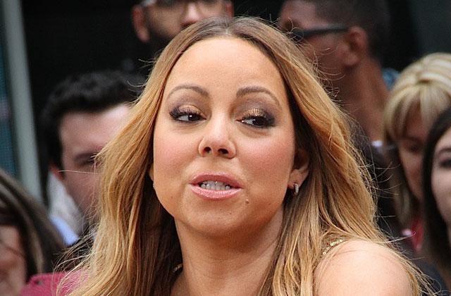Oh Mimi Mariah Carey Has A Nip Slip In Sexy Black Dress 