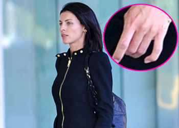 //liberty ross no wedding ring