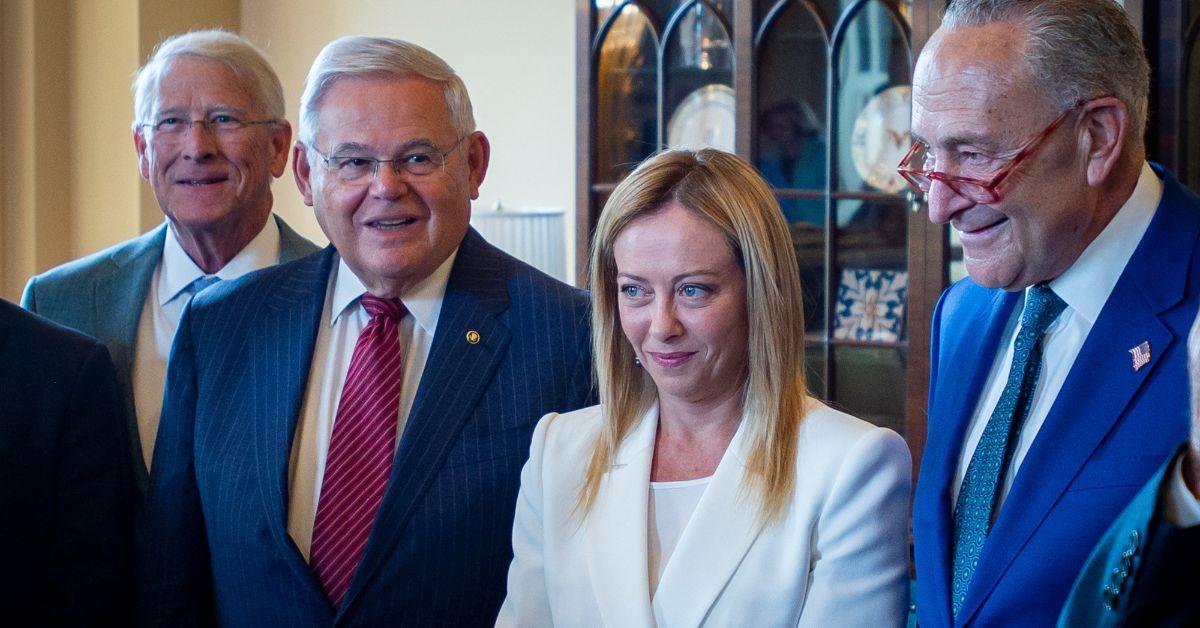 new jersey senator bob menendez wife indicted federal bribery charges jpg