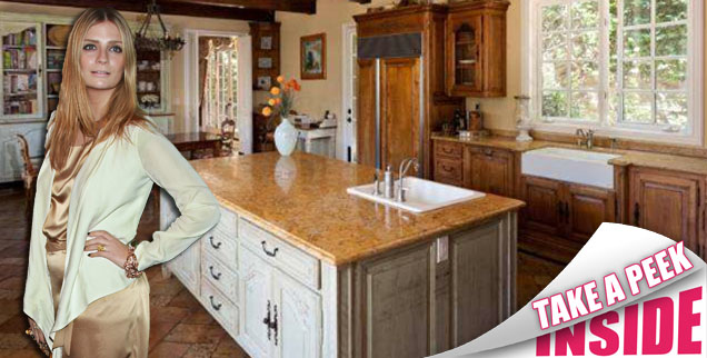//mischa_barton_beverly_hills_house_listed