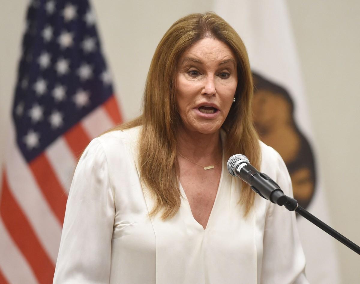 William Haskey's death has reportedly left Caitlyn Jenner struggling with grief as daughters, Kendall and Kylie Jenner, try to lift her spirits.