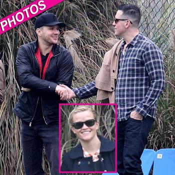 //reese witherspoon jim toth ryan phillippe deacon soccer post