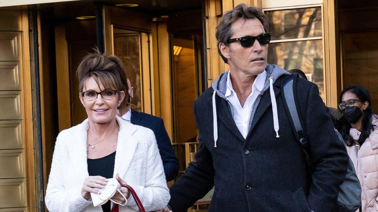 A photo of Sarah Palin and Ron Duguay