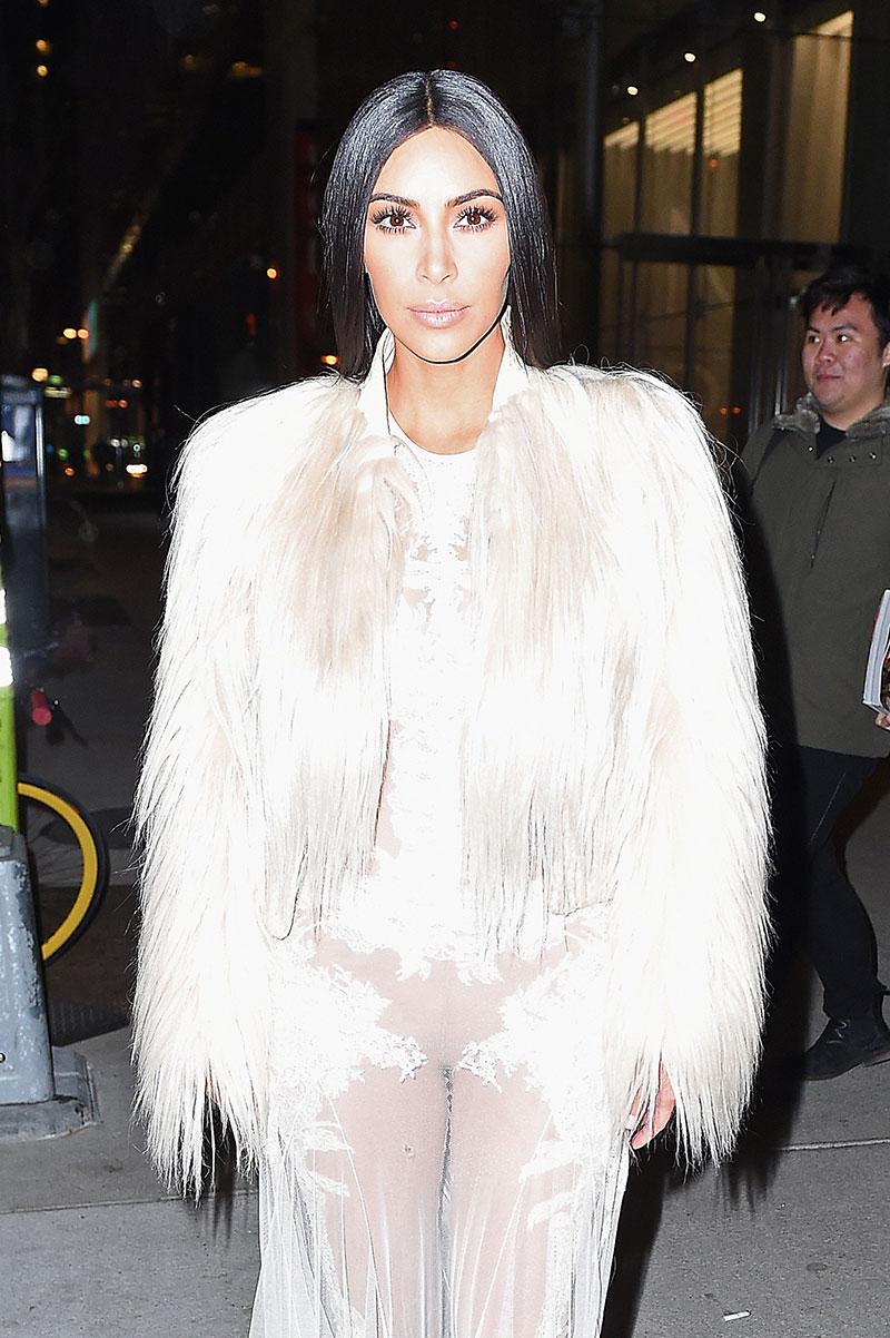 //kim kardashian kendall jenner kylie jenner boobs butt lace fur nyc