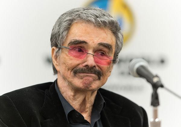 Sad Last Days: Frighteningly Frail Burt Reynolds Steps Out For Comic ...