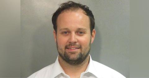 josh duggar beard long hair first photo sentenced years federal prisonjpg
