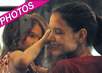 //katie holmes suri cba