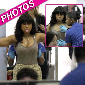 //jennifer hudson tsa patdown lax