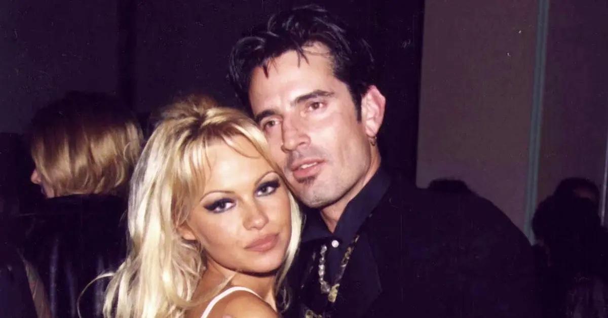 Tommy Lee's 'Goal' Was To Have Pam Anderson & Heather Locklear 'Become  Friends'