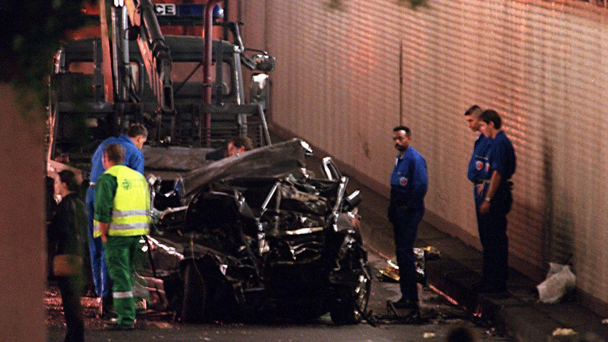 Photo of Princess Diana's crash site