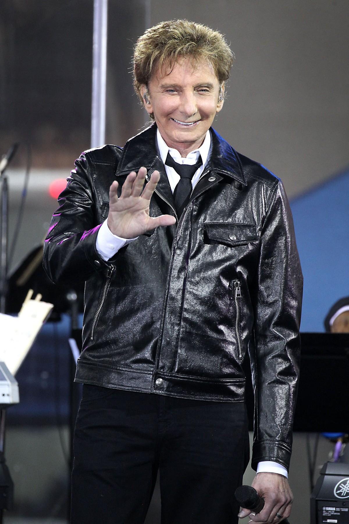 Barry Manilow said doctors 'saved his life' after a stage 1 lung cancer diagnosis discovered during tests for hip pain.