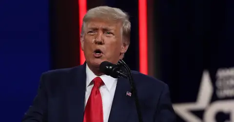 donald trump praises rival perry johnson dropping out of race endorsing him