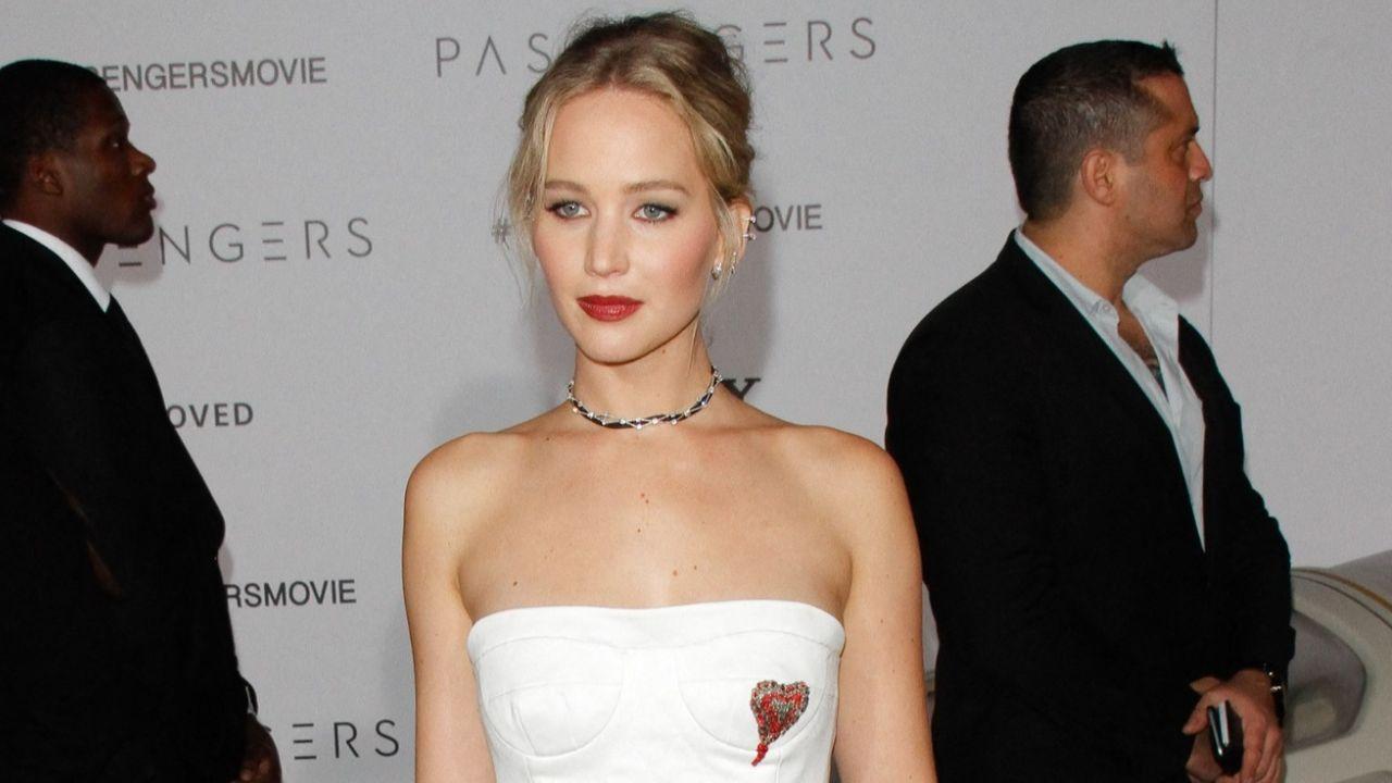 Jennifer Lawrence Says She Wants a Facelift to Be a “Sexy Mom”