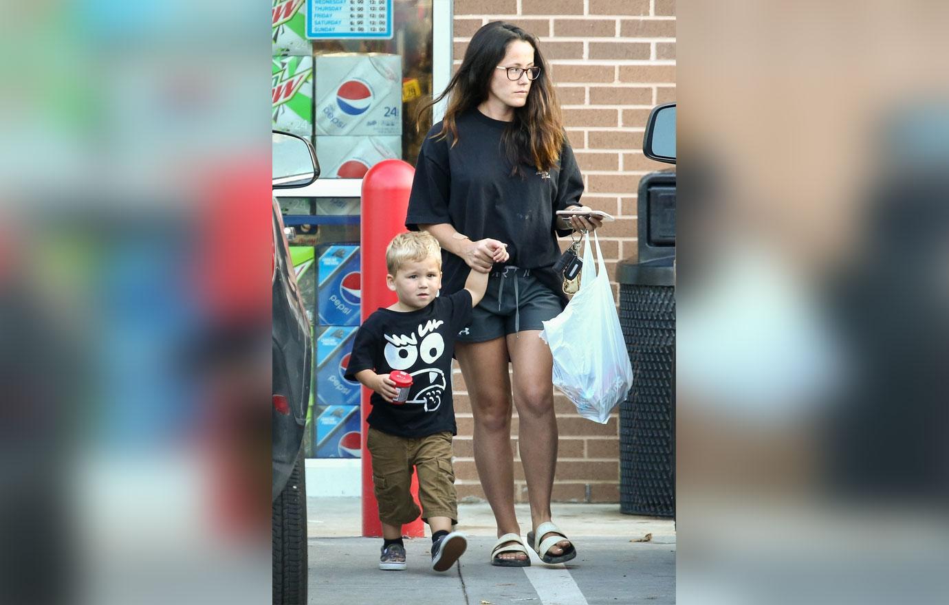 Jenelle Evans children mom wedding drama