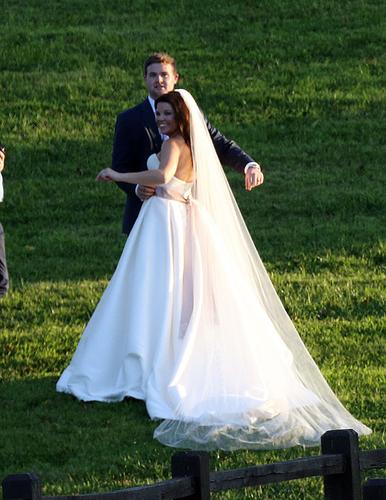 Exclusive Photos! Amy Duggar Marries Dillon King As Jim Bob, Michelle ...