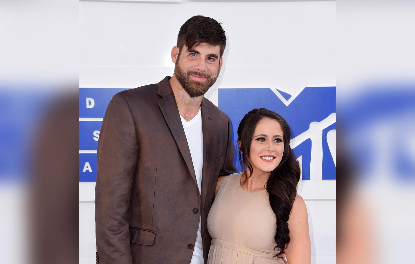 More Marital Issues! Jenelle Evans Posts Cryptic Quotes Amid David Divorce Drama