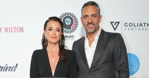 kyle richards husband mauricio umansky shuts down separation divorce rumors