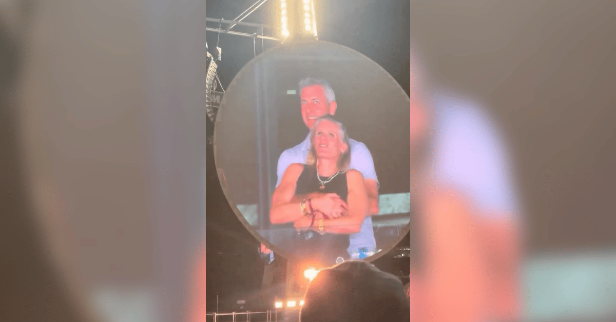 Photo of Andy Byron and Kristin Cabot at the Coldplay concert. 