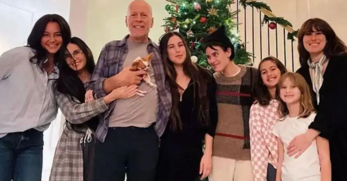 Photo of Bruce Willis' family