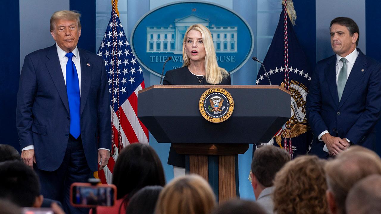 President Donald Trump,Pam Bondi, Deputy Attorney General Todd Blanche 