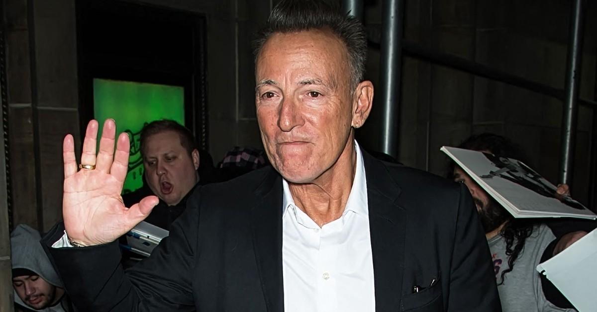 bruce springsteen lied blue collar hero image hates working class lives