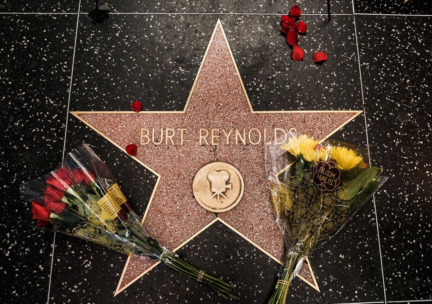 Burt Reynolds Hollywood Star Flowers Death