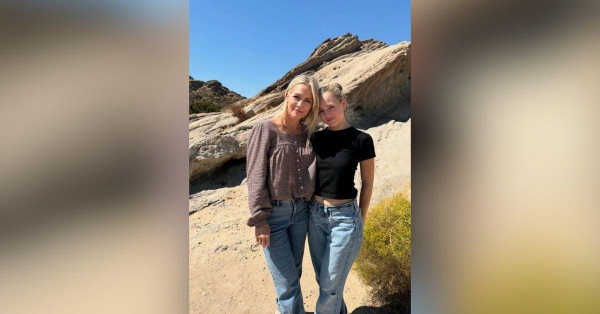 Photo of Jennie Garth and daughter Lola