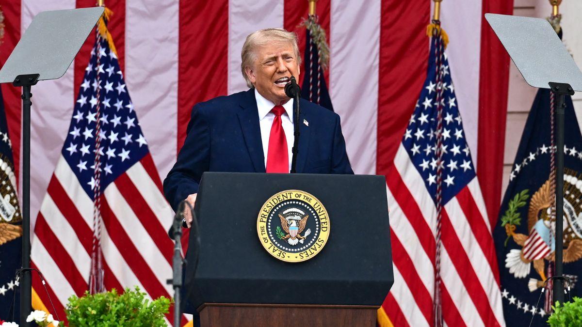 Donald Trump mentioned names of servicemembers who gave their lives in the line of duty.