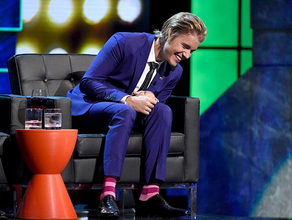 //justin bieber comedy central roast jokes photos