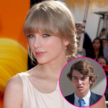 //taylor swift jet conor wenn