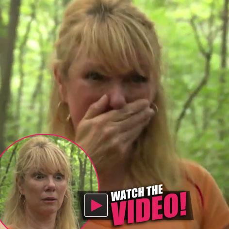 //ramona singer loses it after having flashbacks to her childhood