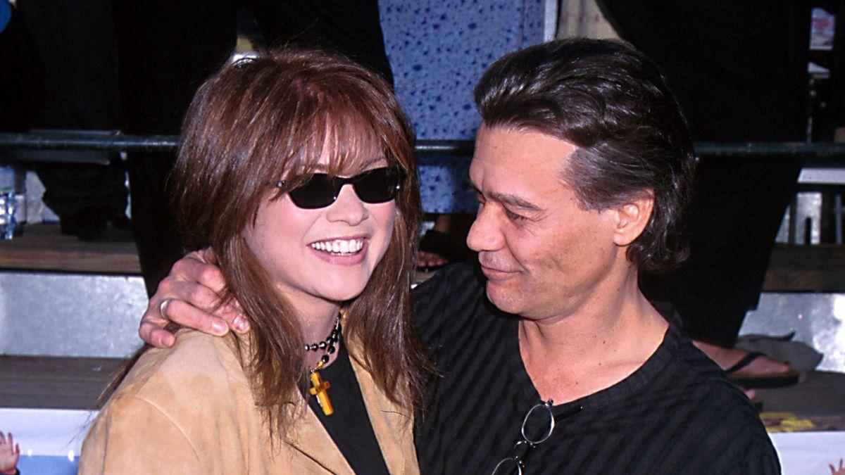Photo of Valerie Bertinelli and Eddie Van Halen