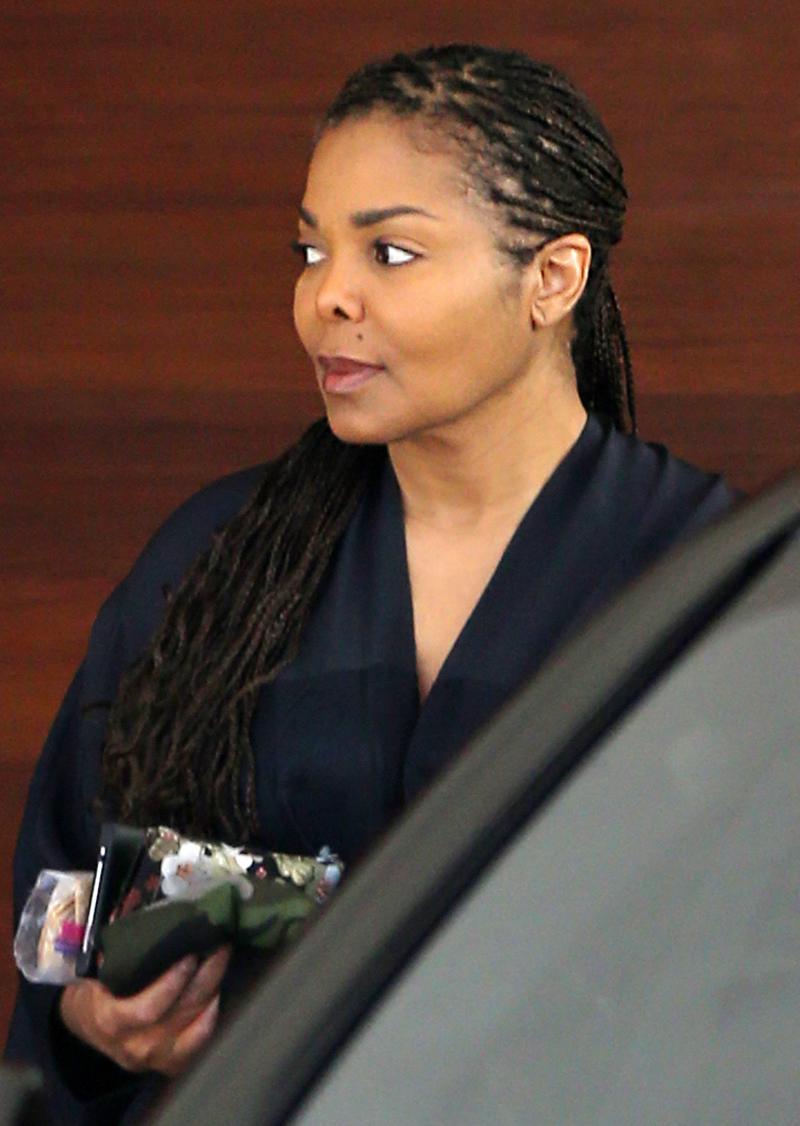 Janet Jackson Pregnant Baby Bump