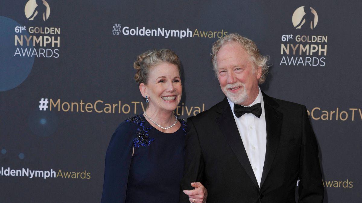 disgraced timothy busfield going broke legal fees