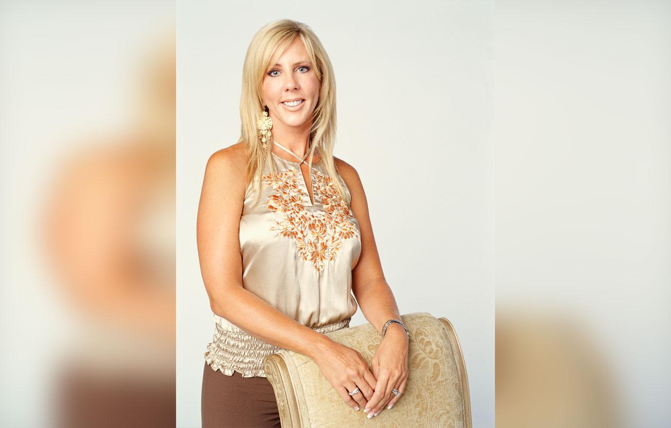 [PICS] ‘RHOC’ Vet Vicki Gunvalson’s Plastic Surgery Transformation Exposed
